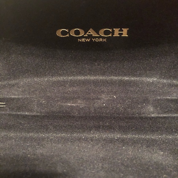 Coach sunglasses case - Picture 2 of 4